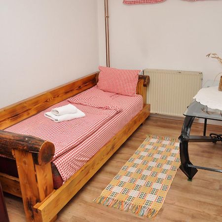 Raška Inn Cakmara חדר תמונה