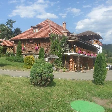 Raška Inn Cakmara מראה חיצוני תמונה