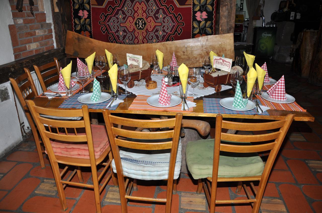 Raška Inn Cakmara מראה חיצוני תמונה